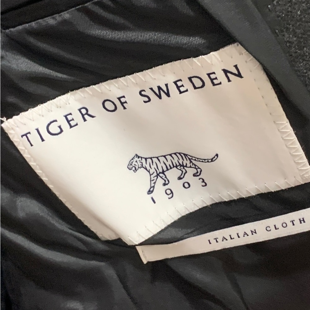 Tiger Of Sweden Black Suit Jacket Size 54R - Picture 2 of 5